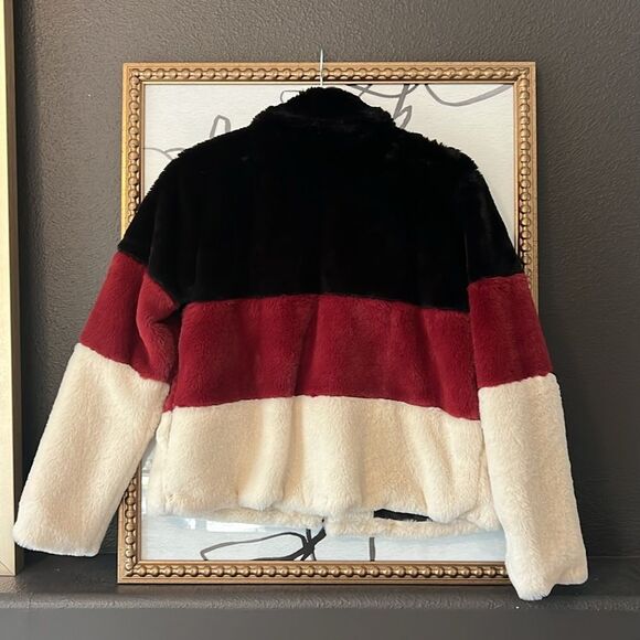 Faux Fur Jacket Block Color Slight Cropped Size Medium - Picture 5 of 5